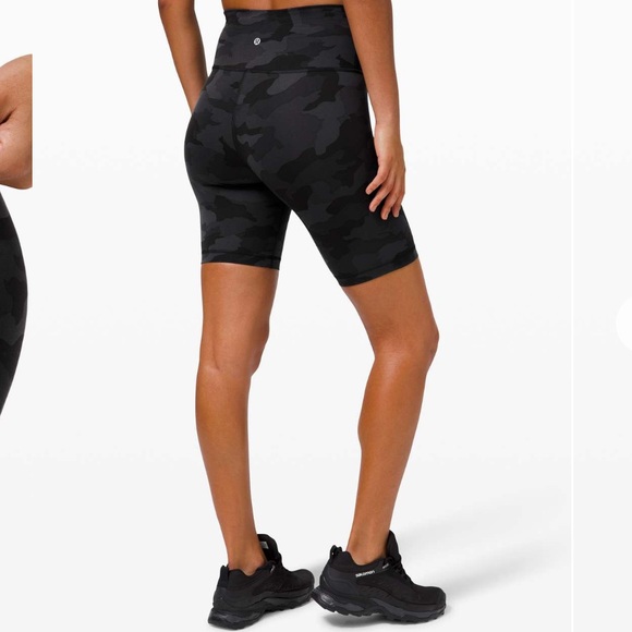 NWOT Lululemon matching Set. Size Top 6/Bottoms 4 - Picture 12 of 12